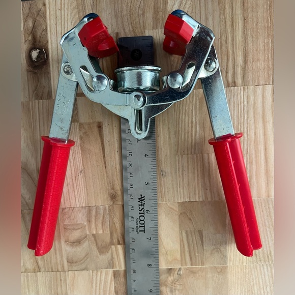 Tappatrice Universal Bottle Capper Machine for Home Brew, Kombucha, Beer, Wine - Picture 5 of 5